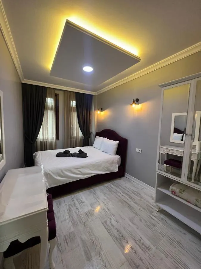 Taksim Cmlm Suit Istanbul Aparthotel