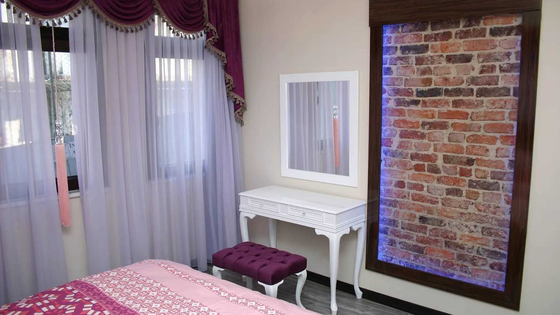 Taksim Cmlm Suit Provincia di Provincia di Istanbul Aparthotel